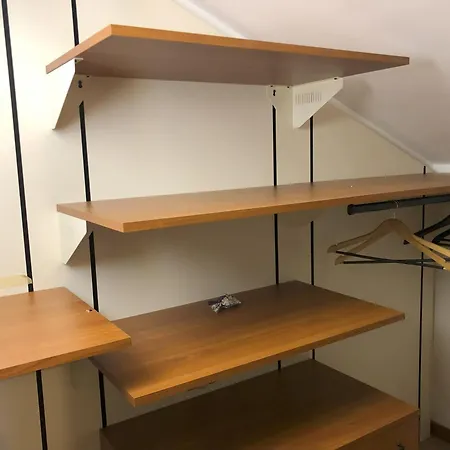 Bright Penthouse Close To Center With Terrace And View * 레코