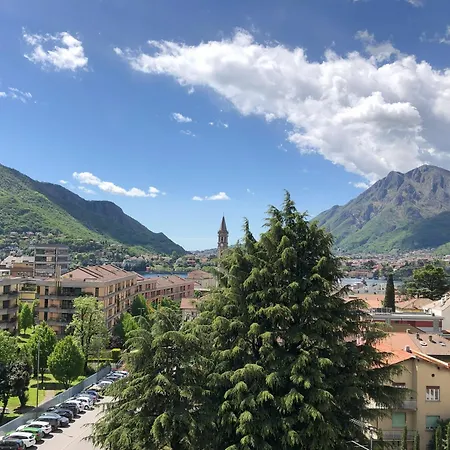Bright Penthouse Close To Center With Terrace And View Apartment