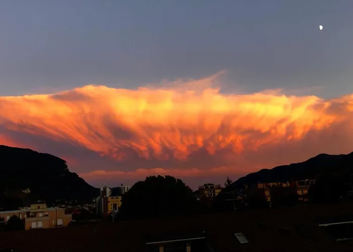 Bright Penthouse Close To Center With Terrace And View Lägenhet Lecco