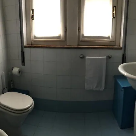 דירה Bright Penthouse Close To Center With Terrace And View *