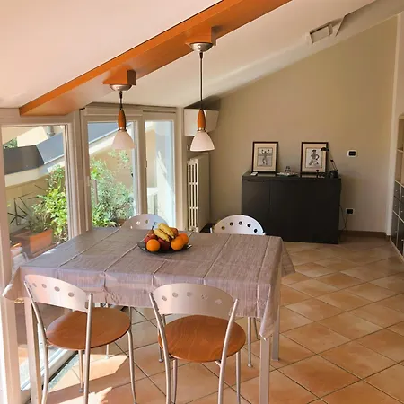 Bright Penthouse Close To Center With Terrace And View